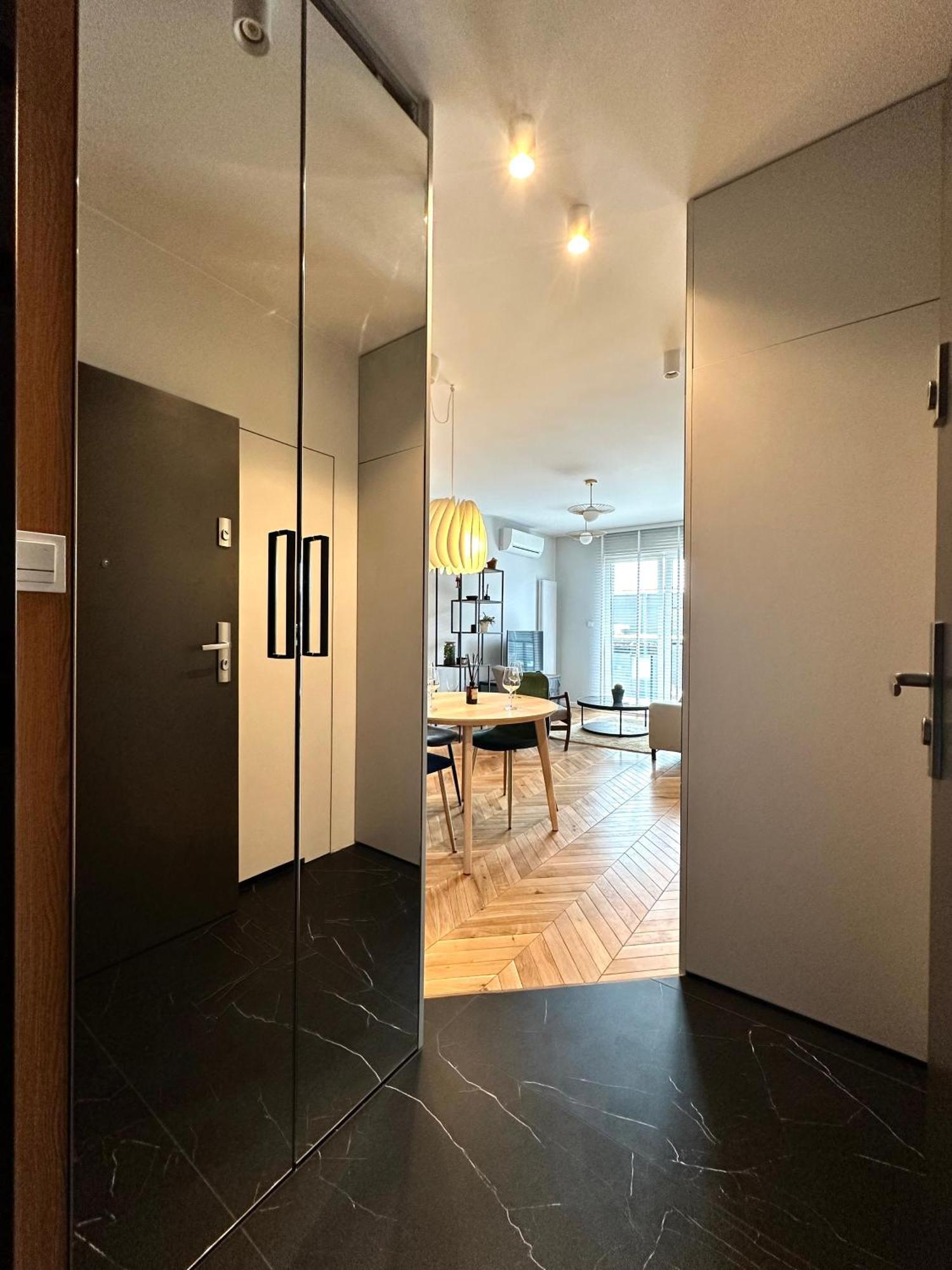 ורוצלב Mieszczanska 25 Apartment - Self Check-In 20H - Parking & Lift מראה חיצוני תמונה